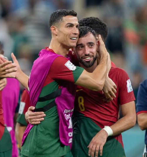  巴萨3-2力克皇马卫冕西超杯！拉菲尼亚双响维尼修斯一条龙引爆经典对决  